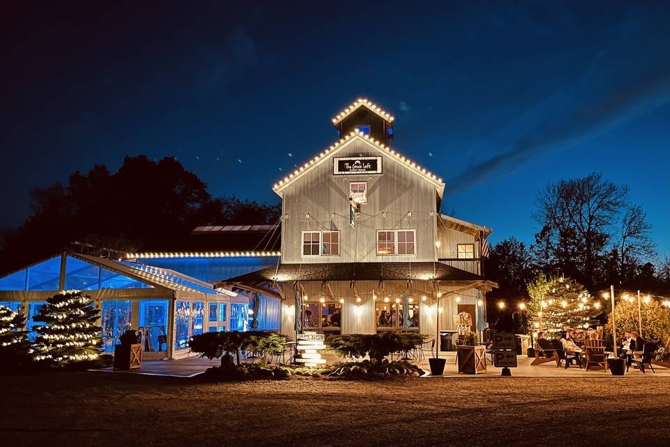 The Grain Loft outdoor ceremony space